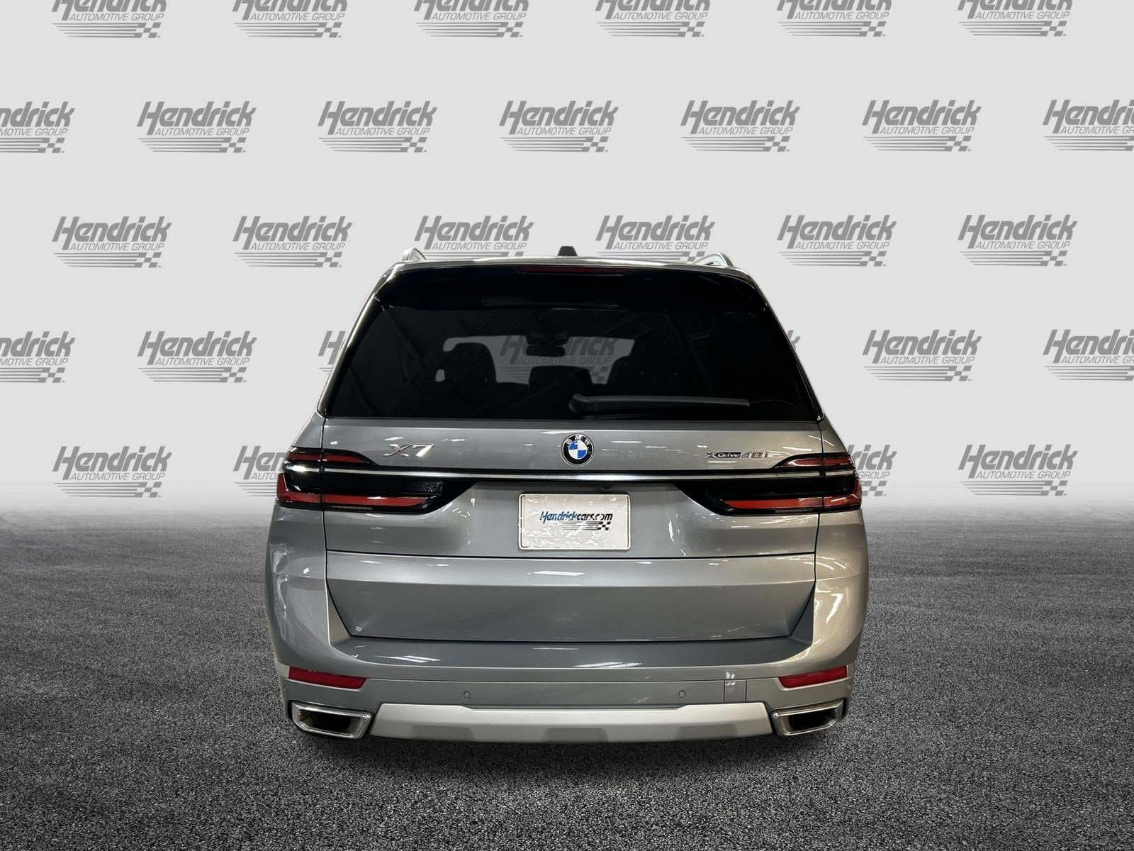 Used 2024 BMW X7 xDrive40i w/ Executive Package AWD/4WD image 9