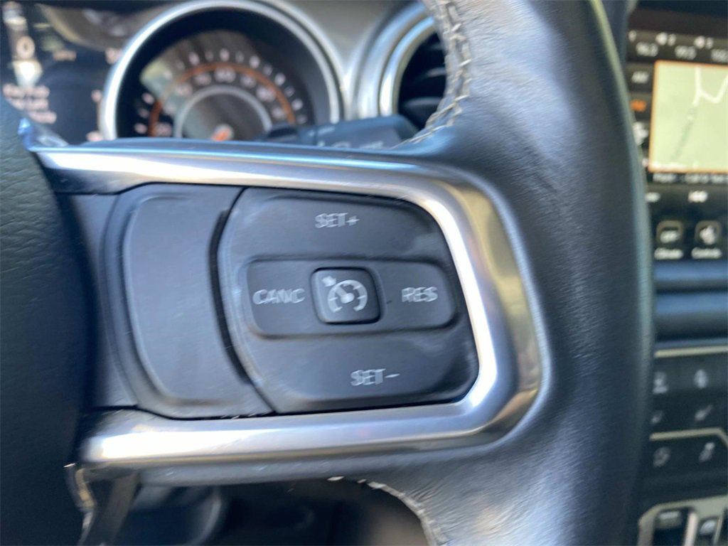 Used 2018 Jeep Wrangler Unlimited Sahara image 18