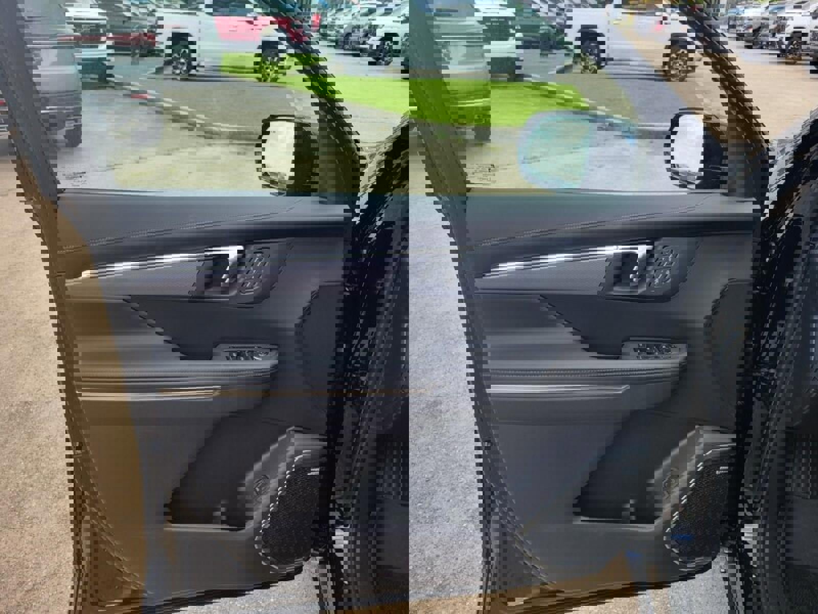 New 2026 Buick Enclave Sport Touring w/ Super Cruise Package image 14