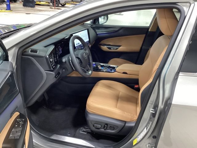 Used 2025 Lexus NX 350 AWD w/ Accessory Package (2T) image 10