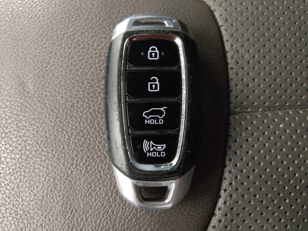 Used 2019 Hyundai Santa Fe FWD image 32