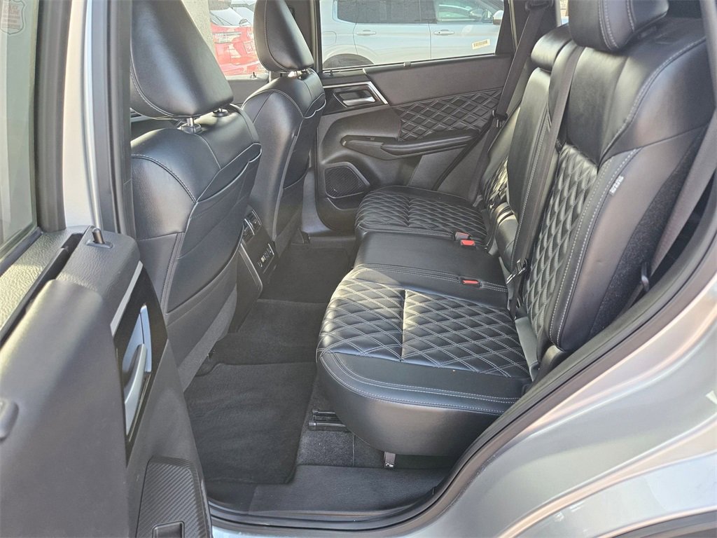 Used 2024 Mitsubishi Outlander SEL image 26