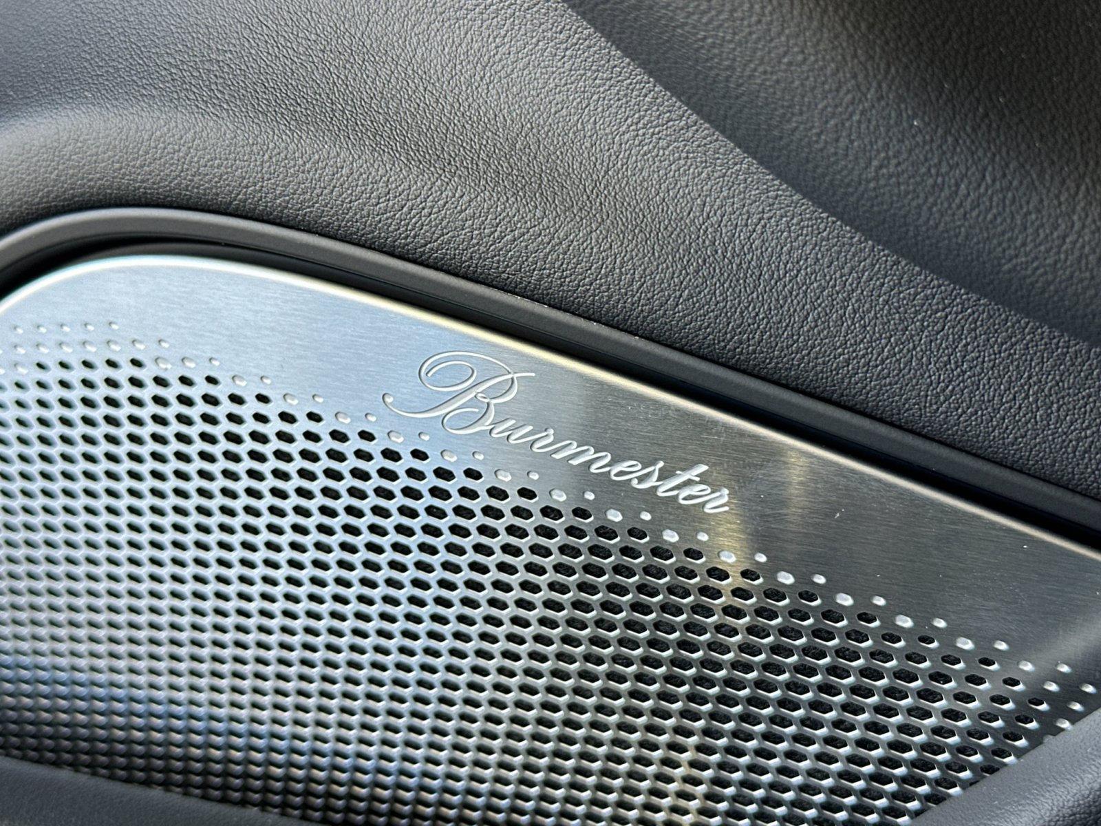 New 2026 Porsche Taycan RWD image 20