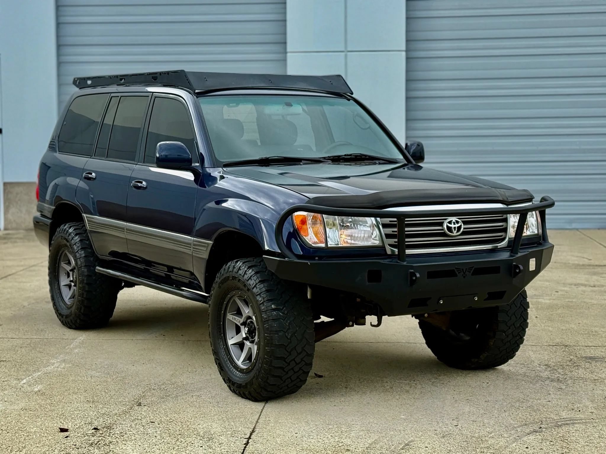 Used 2005 Toyota Land Cruiser w/ Convenience Pkg AWD/4WD image 20
