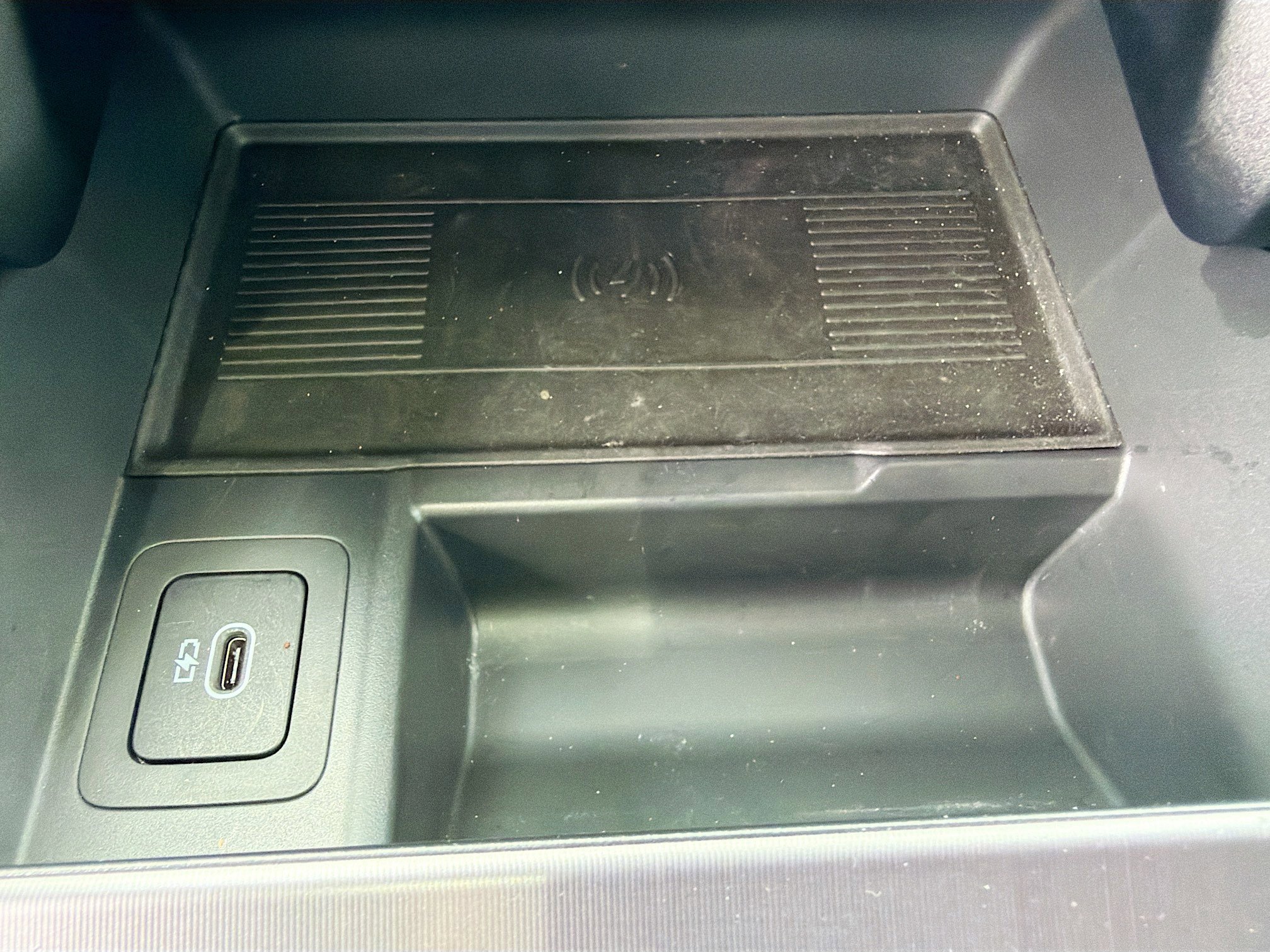 Used 2026 Land Rover Range Rover Velar Dynamic SE image 31