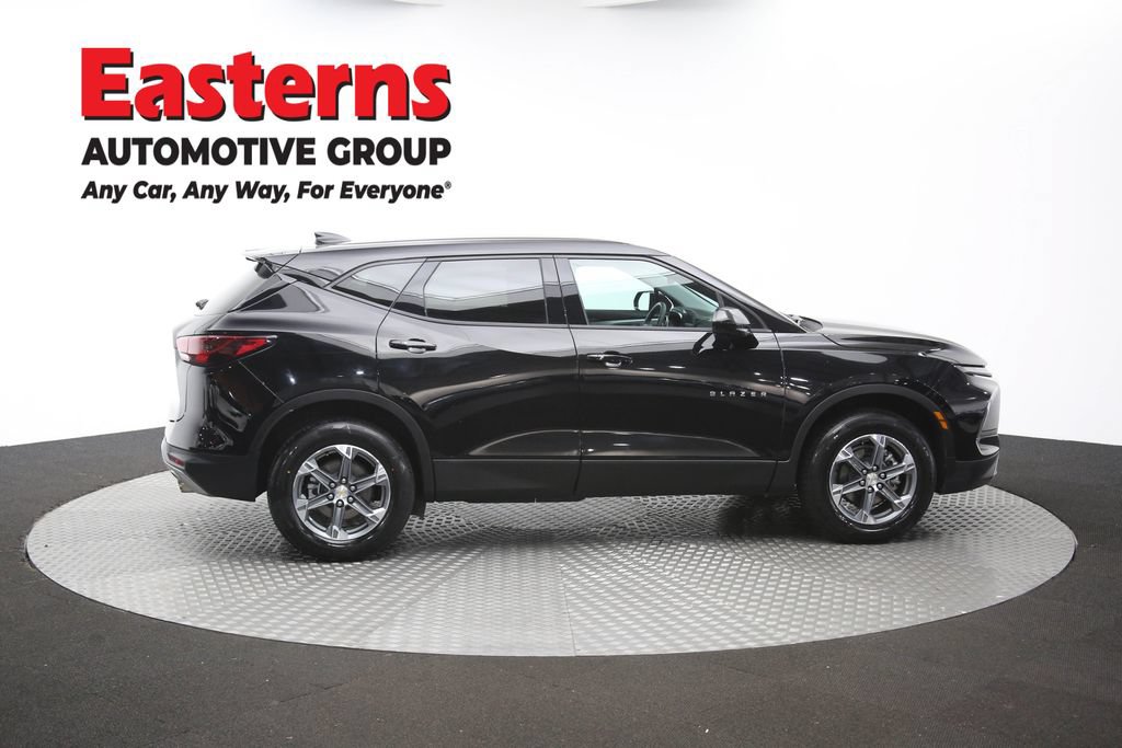 Used 2025 Chevrolet Blazer LT FWD image 48