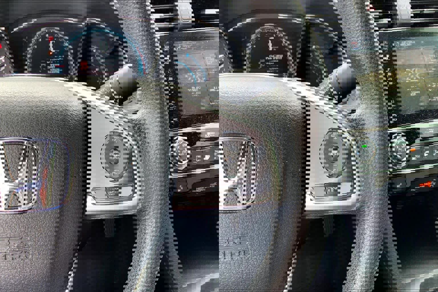 Used 2017 Honda Civic EX-T image 21