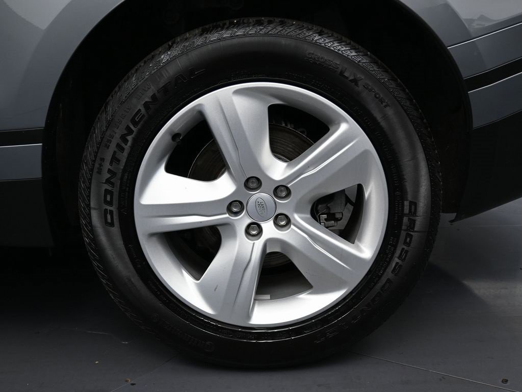 Used 2025 Land Rover Range Rover Velar S image 13