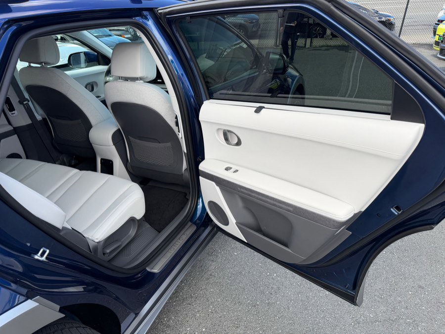 Used 2026 Hyundai Ioniq 5 Limited AWD/4WD image 41