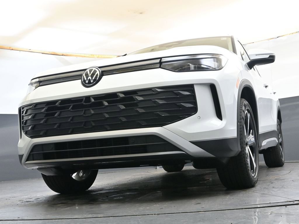 New 2026 Volkswagen Tiguan SE AWD/4WD image 38