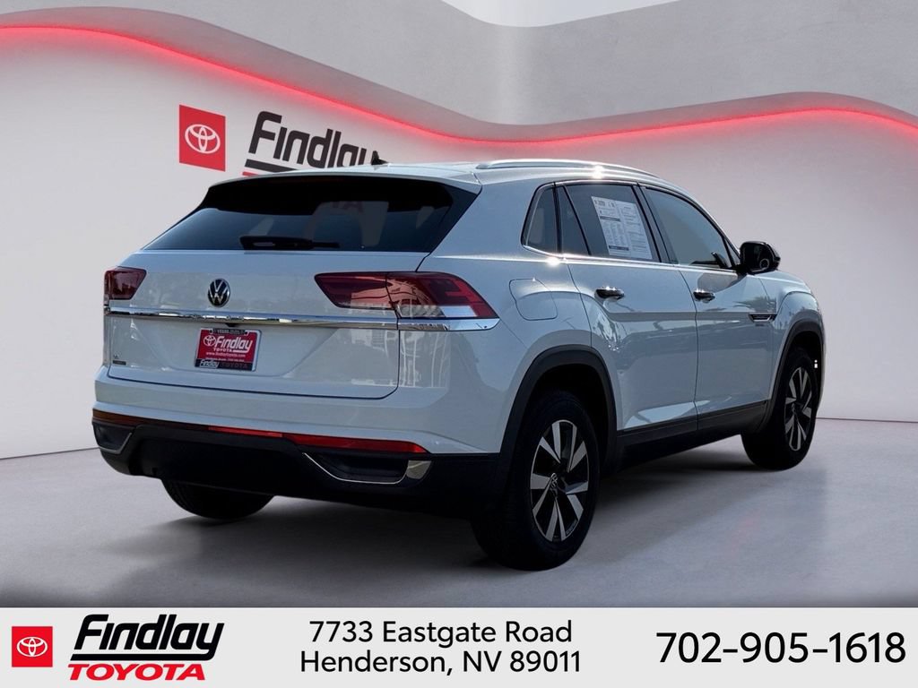 Used 2023 Volkswagen Atlas Cross Sport SE FWD image 3