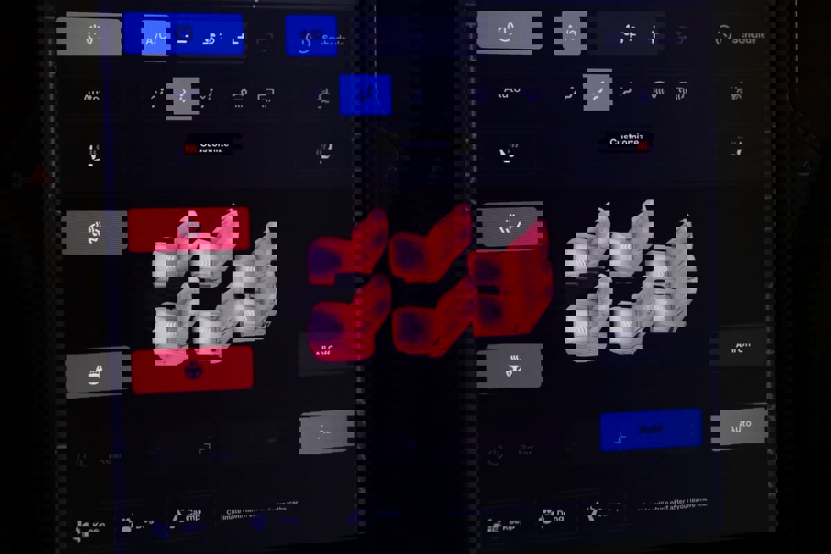 Used 2019 Tesla Model X 75D image 9