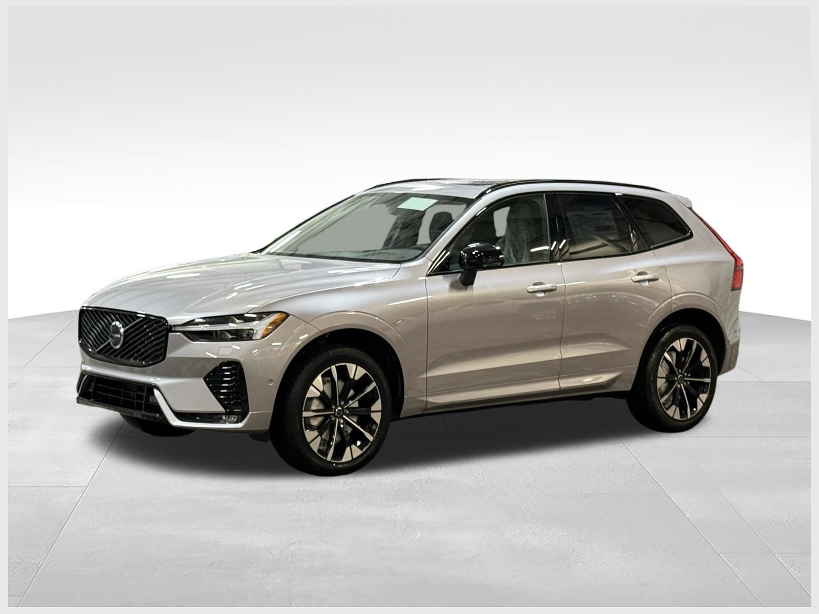 New 2026 Volvo XC60 B5 Plus w/ Protection Package Premier