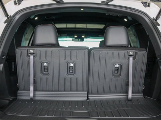 Used 2025 Honda Pilot Black Edition image 9