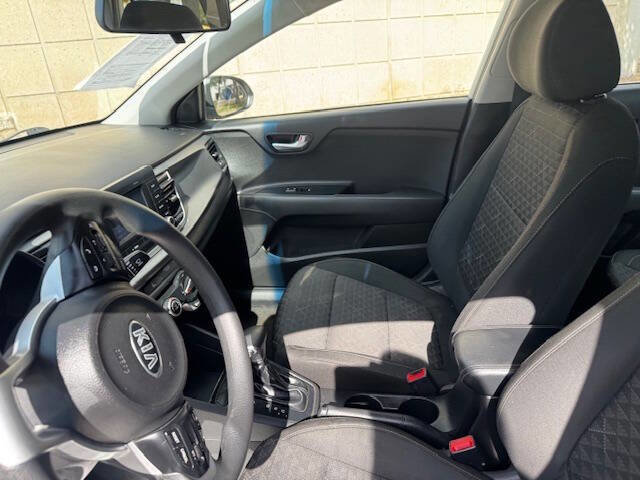 Used 2018 Kia Rio S image 30
