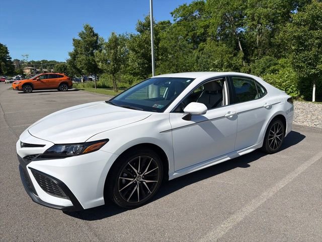 Used 2023 Toyota Camry SE FWD image 13