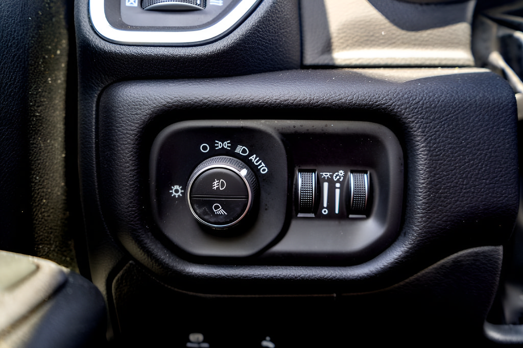 New 2026 RAM 1500 Lone Star AWD/4WD image 19
