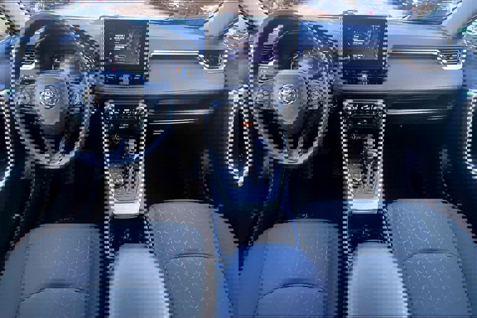 Used 2023 Toyota RAV4 XLE image 14