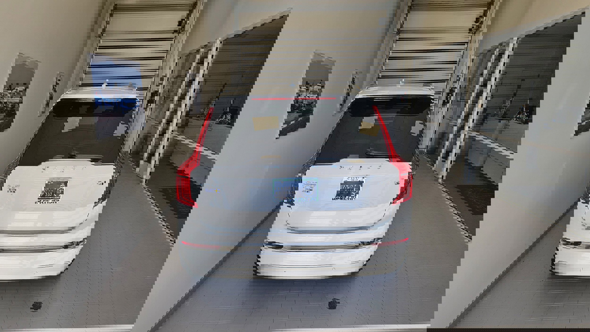 Certified 2022 Volvo XC90 T6 Inscription w/ Advanced Package image 7