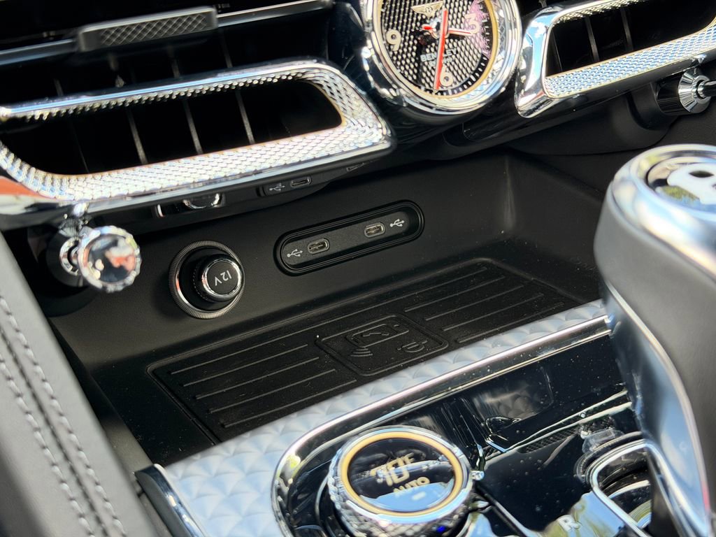 New 2025 Bentley Flying Spur Plug-In Hybrid image 29