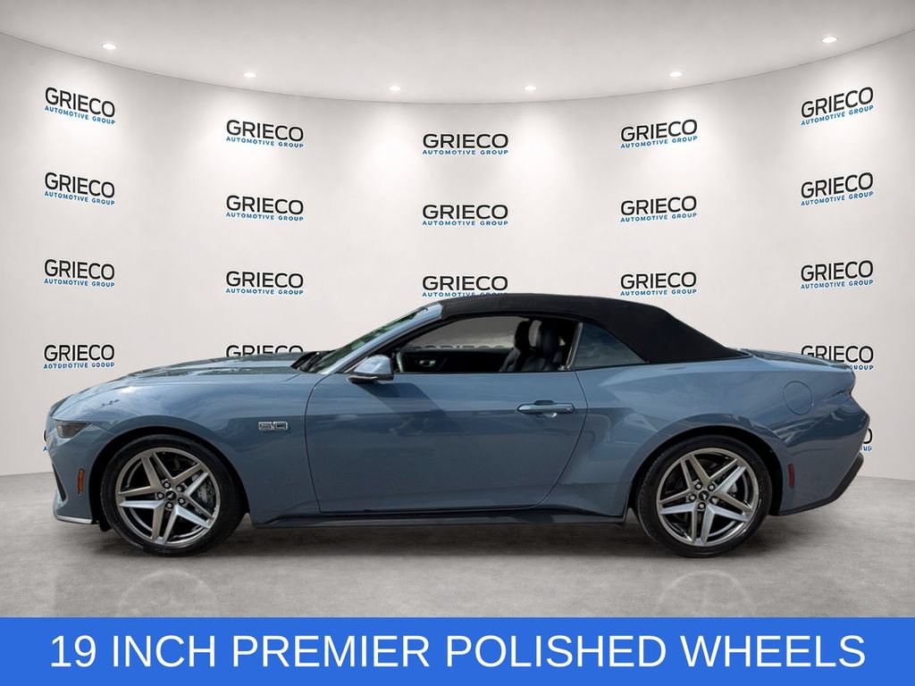 Used 2025 Ford Mustang GT Premium RWD image 4