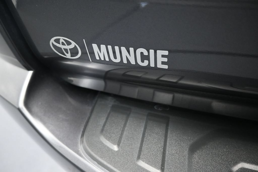Used 2023 Toyota 4Runner TRD Off-Road Premium w/ Off Road Premium Plus Package AWD/4WD image 45