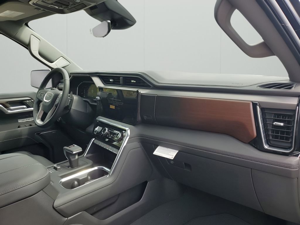 New 2026 GMC Sierra 1500 Denali w/ Denali Reserve Package image 14