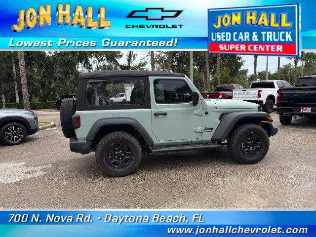 Used 2023 Jeep Wrangler Sport AWD/4WD image 12
