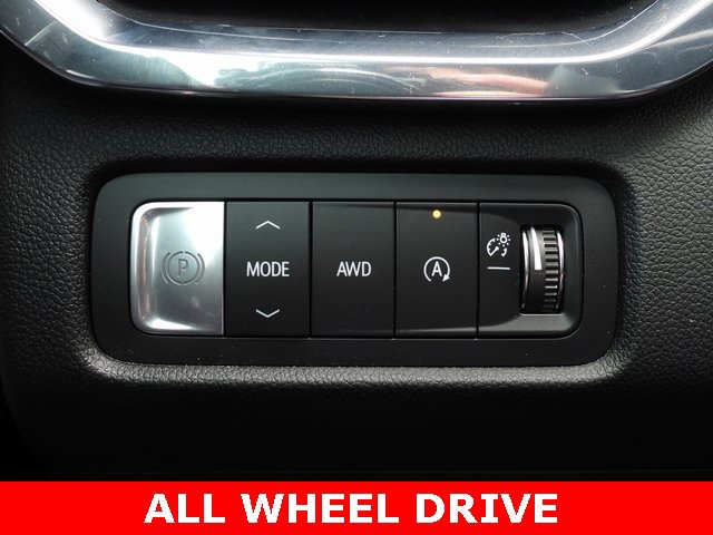 Used 2025 GMC Acadia Denali w/ Super Cruise Package image 27