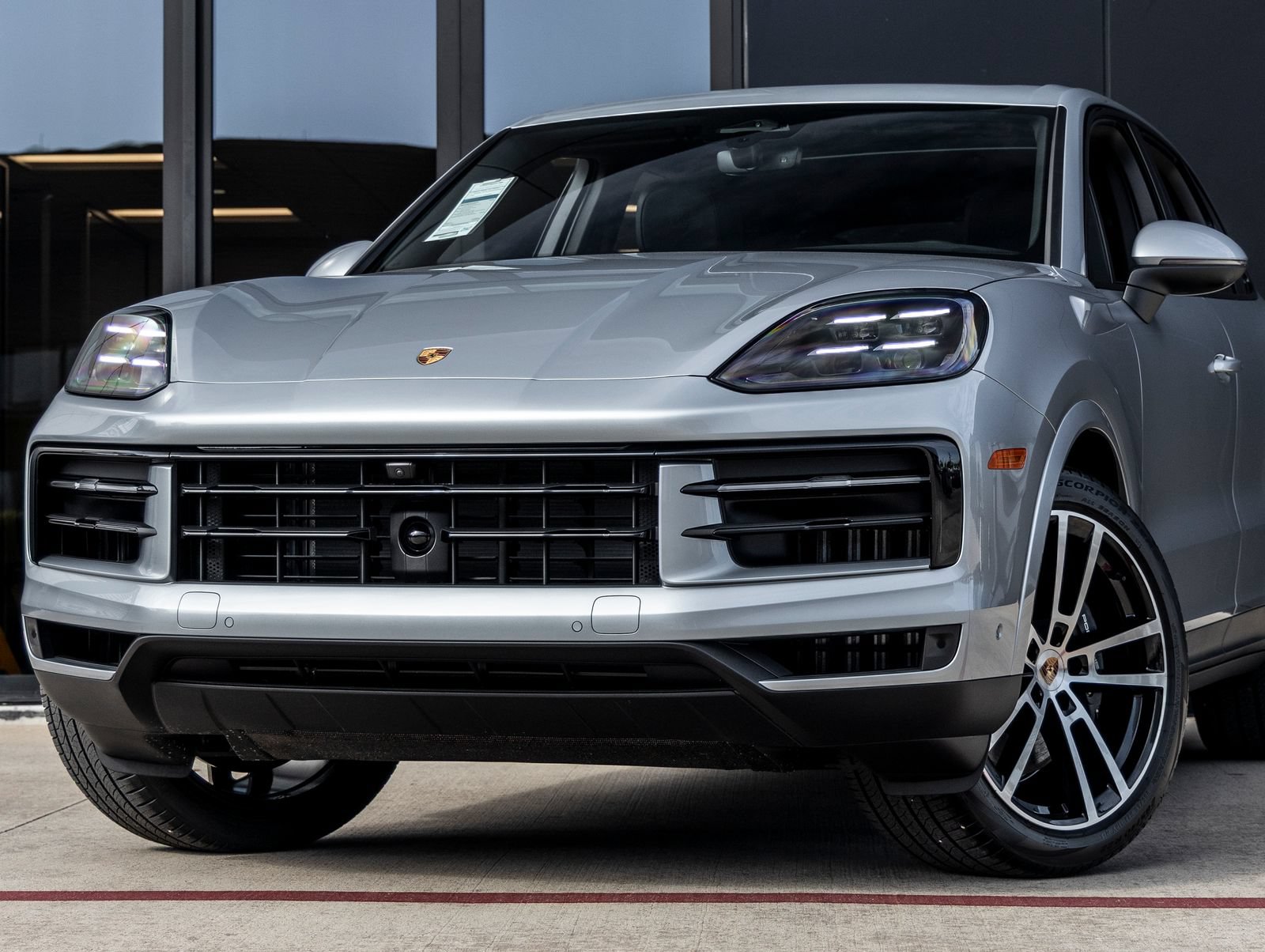 Certified 2026 Porsche Cayenne AWD/4WD image 7