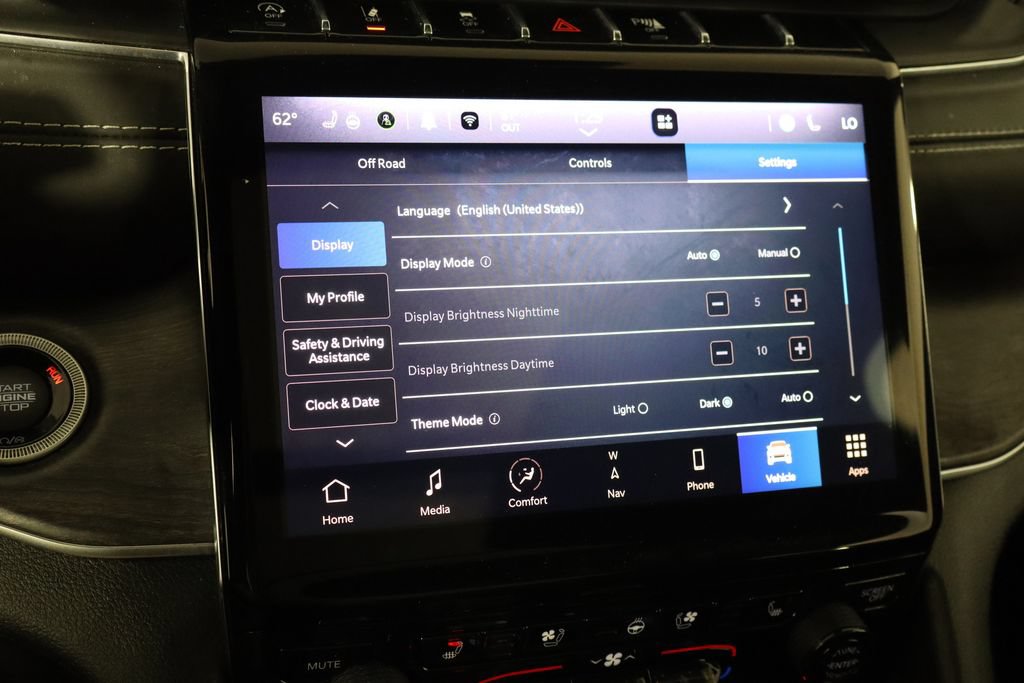 Used 2023 Jeep Grand Cherokee L Overland w/ Rear Seat Video Group I AWD/4WD image 39
