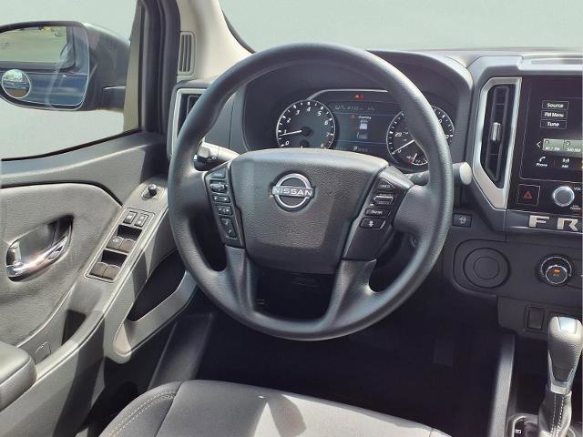 Certified 2025 Nissan Frontier SV image 14