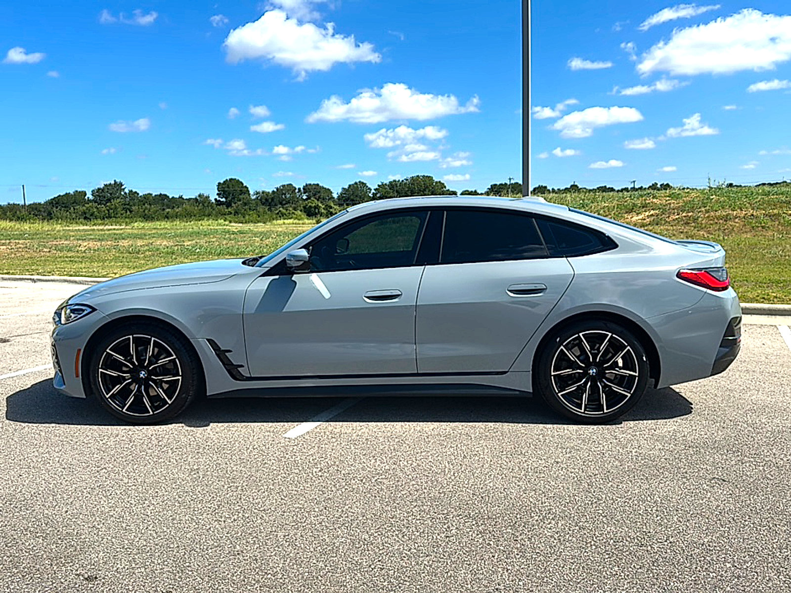 Used 2023 BMW 430i Gran Coupe w/ M Sport Package RWD image 5