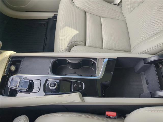 Used 2022 Volvo XC90 T8 Inscription w/ Advanced Package image 15