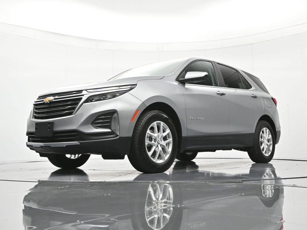 Used 2024 Chevrolet Equinox LT image 36