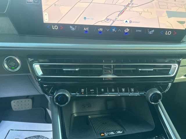 New 2026 Chevrolet Traverse LT w/ Sun and Wheel Package FWD image 25