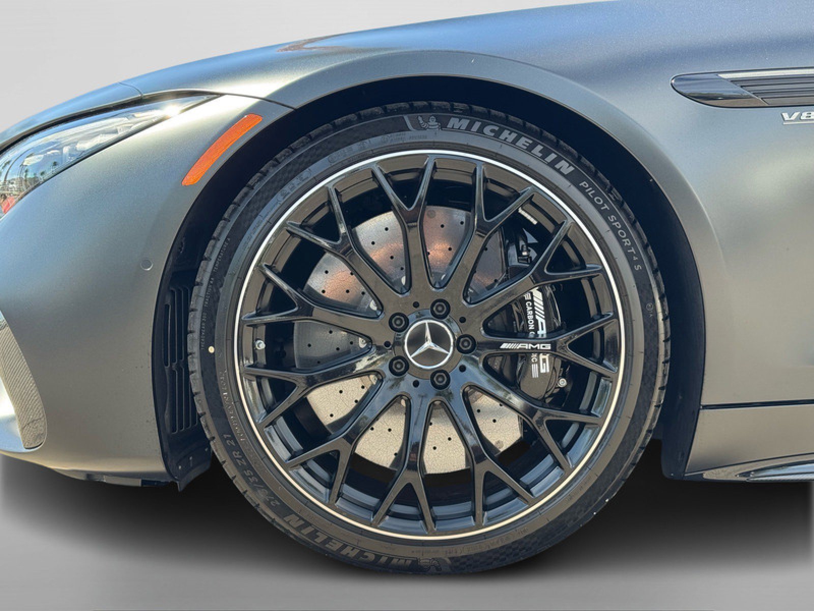 New 2026 Mercedes-Benz SL 63 AMG S e Performance 4MATIC image 10