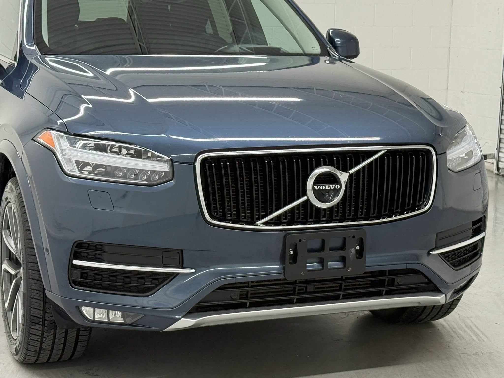 Used 2019 Volvo XC90 T6 Momentum w/ Advanced Package image 44