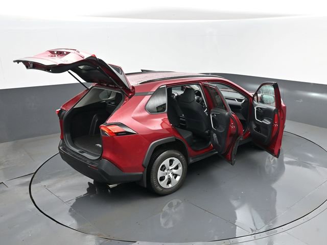 Used 2021 Toyota RAV4 LE AWD/4WD image 26