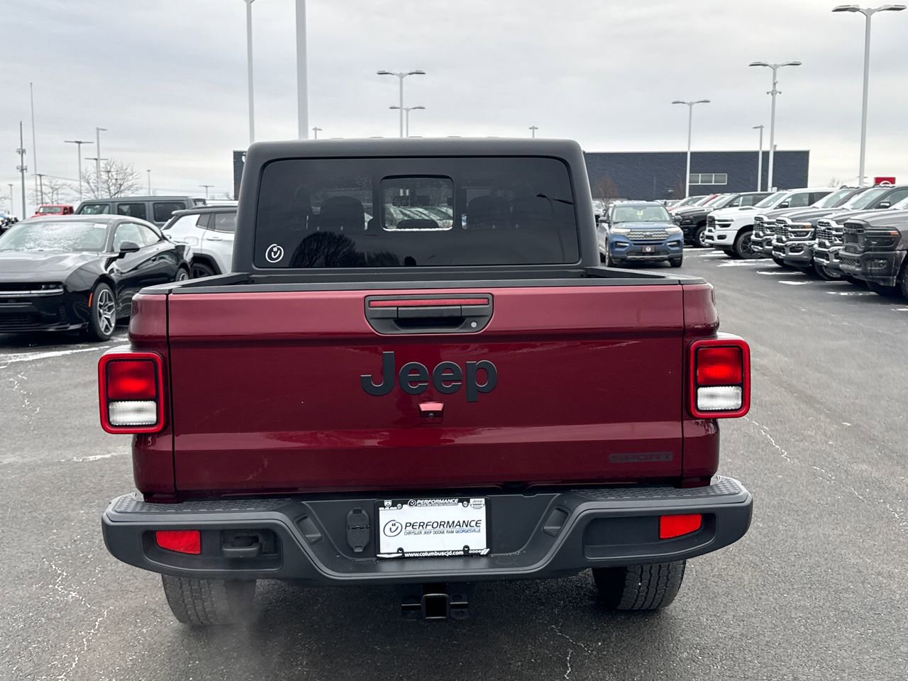 Used 2021 Jeep Gladiator Sport image 4