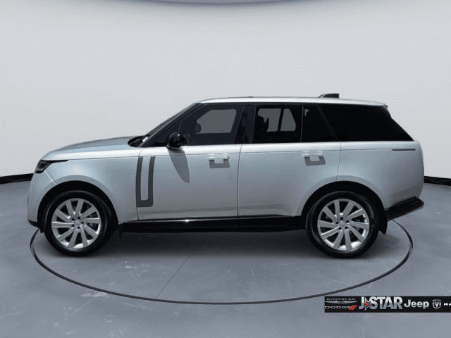 Used 2024 Land Rover Range Rover SE AWD/4WD image 8
