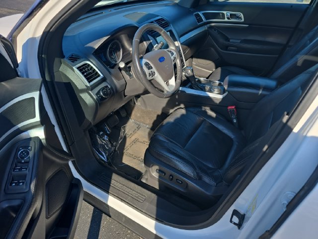 Used 2013 Ford Explorer XLT AWD/4WD image 11