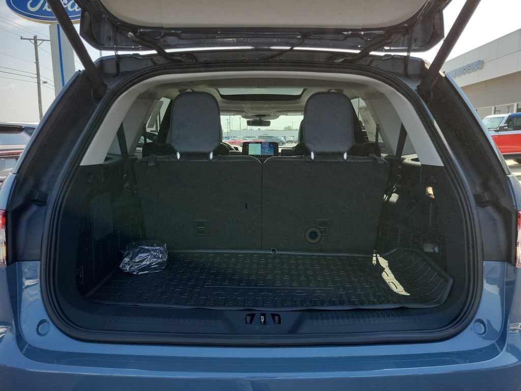New 2026 Lincoln Aviator AWD image 10