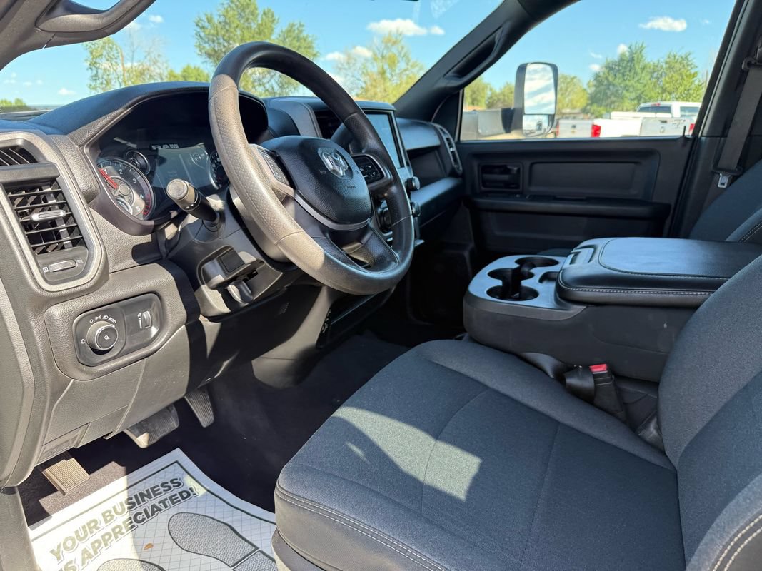 Used 2022 RAM 3500 Tradesman AWD/4WD image 31