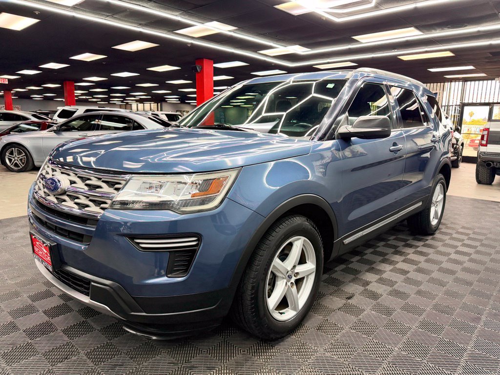 Used 2018 Ford Explorer XLT FWD image 7