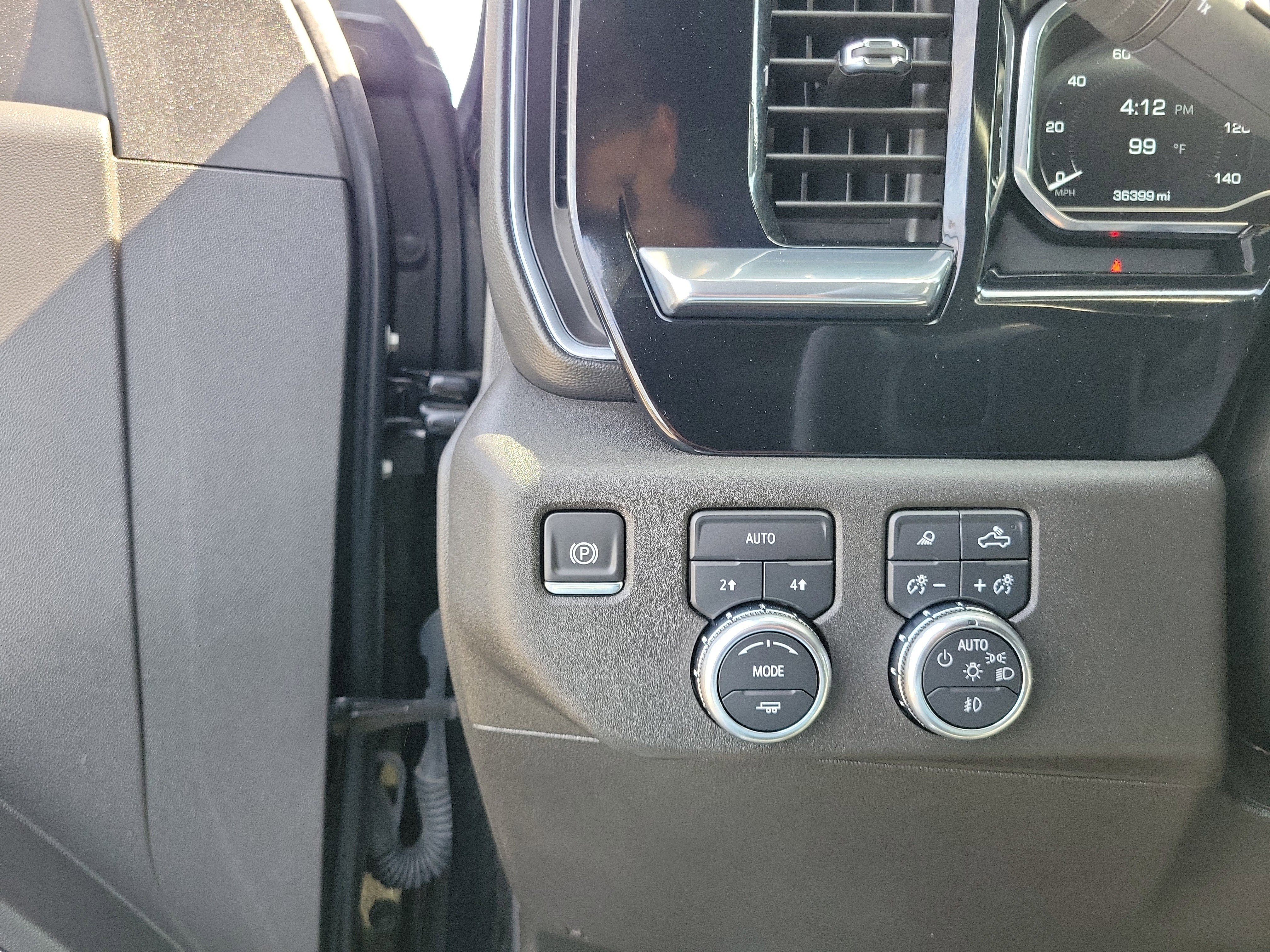 Used 2025 GMC Sierra 1500 SLT AWD/4WD image 20