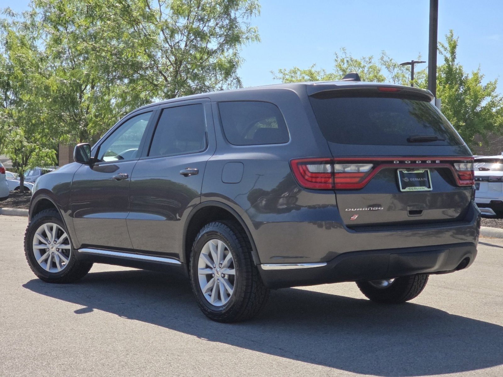 Used 2020 Dodge Durango SXT w/ Trailer Tow Group IV AWD/4WD image 17