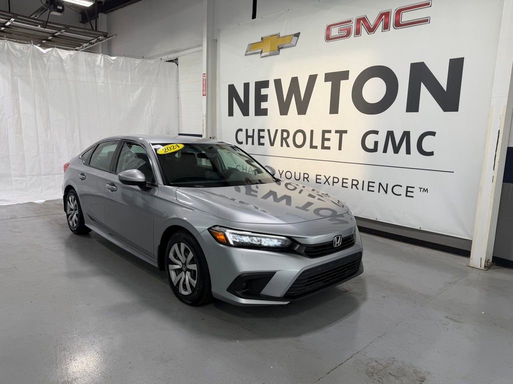 Used 2024 Honda Civic LX image 2