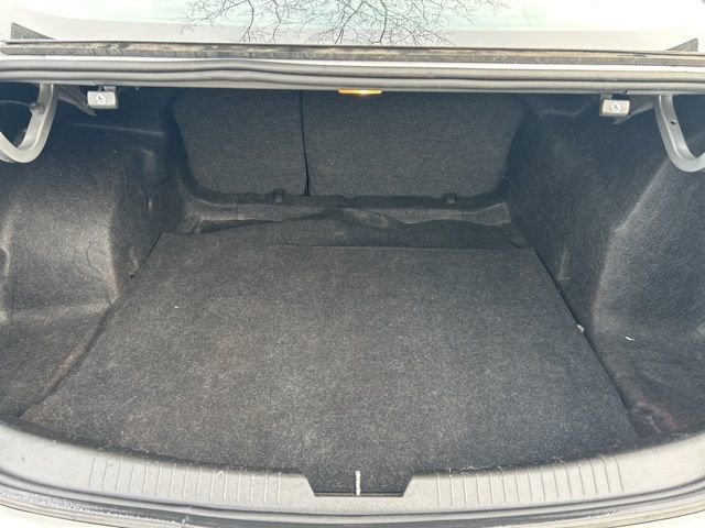 Used 2022 Chevrolet Malibu LT image 31