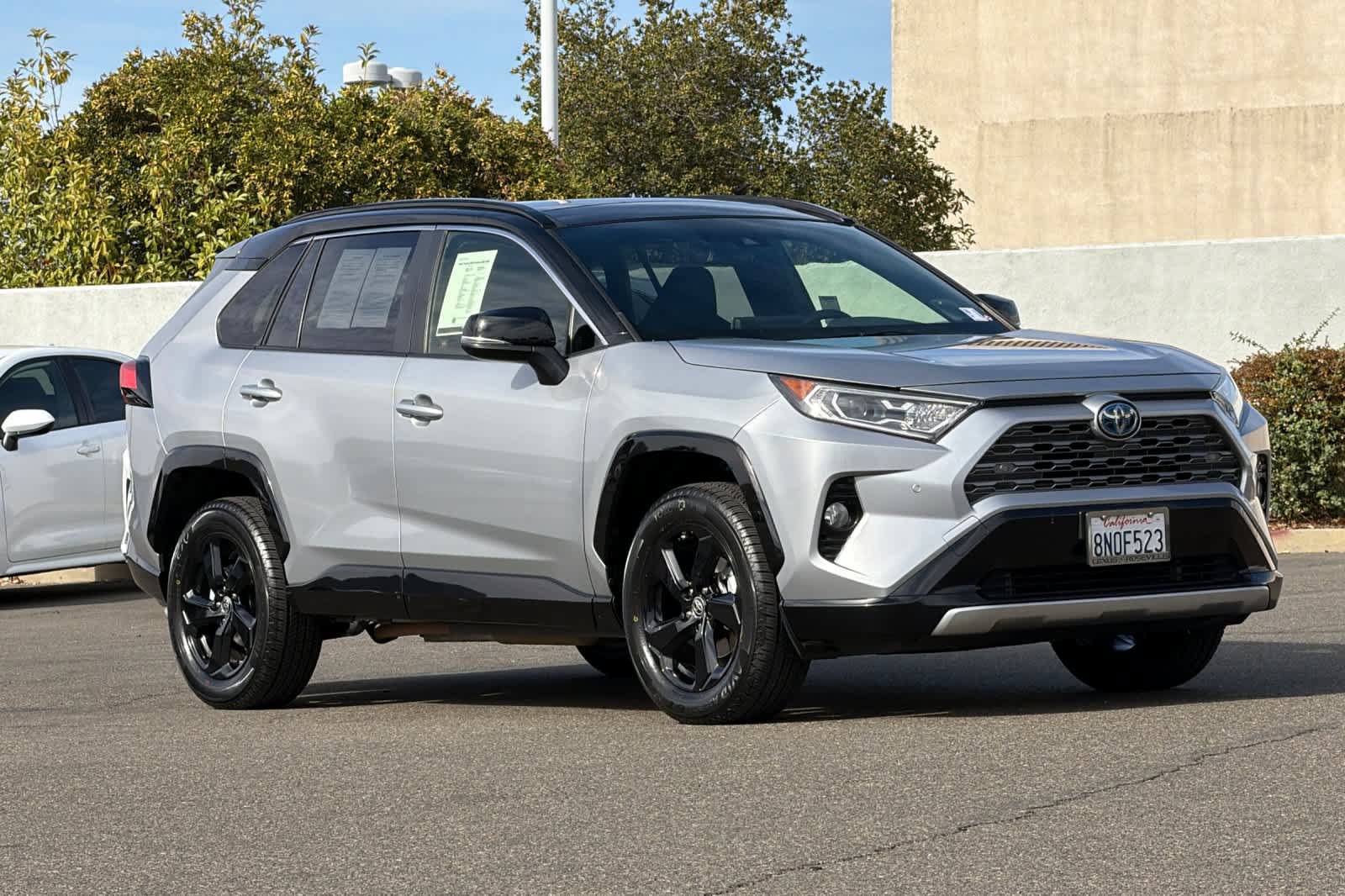 Used 2019 Toyota RAV4 XSE AWD/4WD image 5